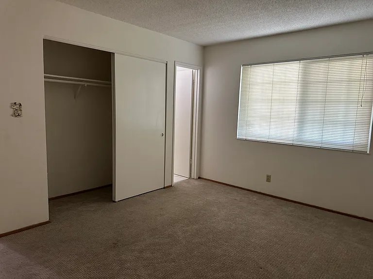 6343 Atherwood Ave — Photo 6