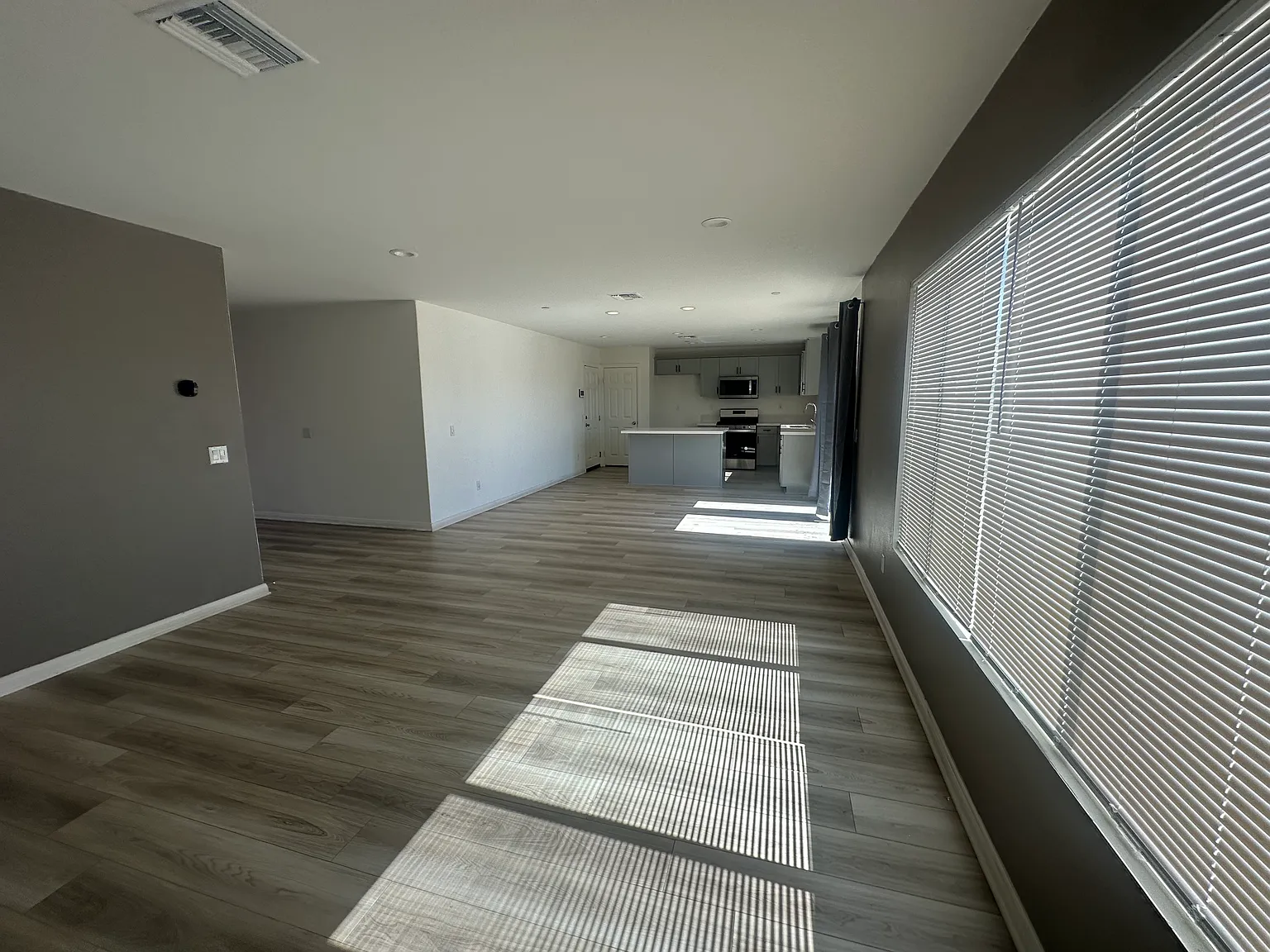 12587 Egan Pl — Photo 4