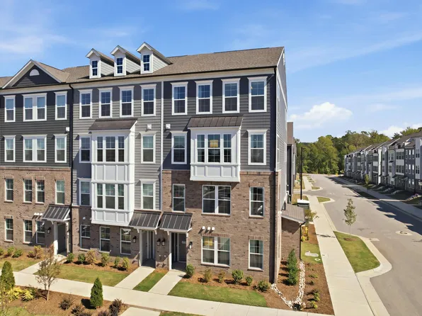 423 Grove Overlook Ln Unit 200, Wake Forest, NC 27587