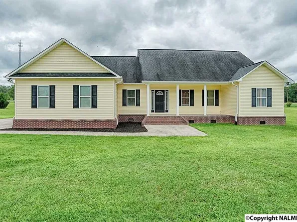 882 Johnson Ave, New Hope, AL 35760