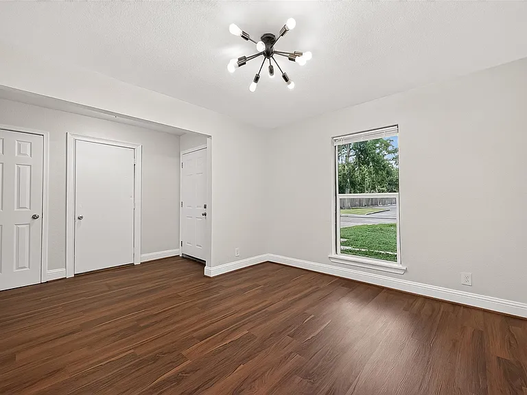 509 Southern Oaks Dr — Photo 6