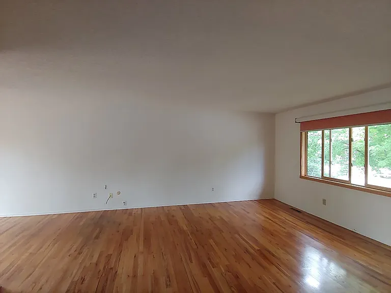 4025 Evans Dr — Photo 3