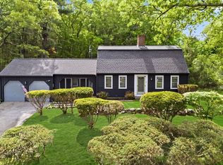 41 Pike St, Tewksbury, MA 01876