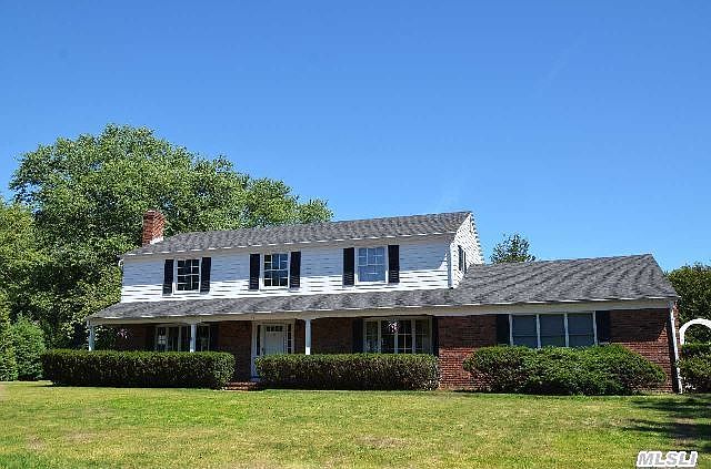 1st image of 95 Willow Pond Ln