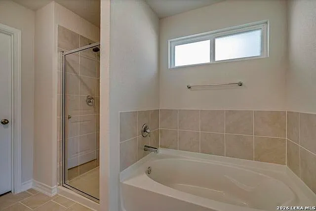 13523 Boothe Grv — Photo 23