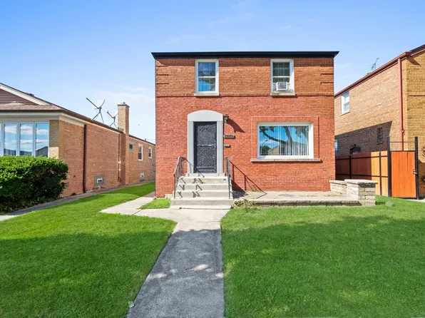 3740 W 83rd St, Chicago, IL 60652