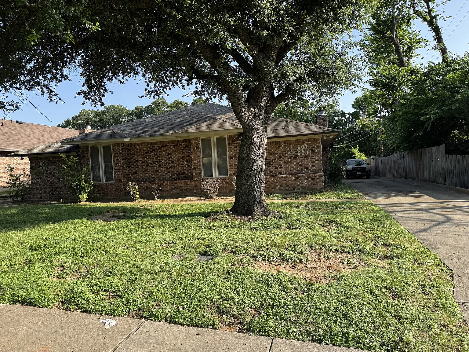 901-907 Bluebird Drive - 905 — Photo 1
