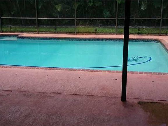 4th image of 9237 NW 13th Pl