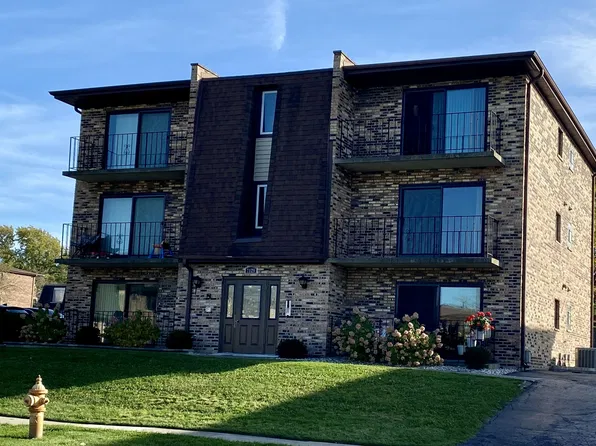 7129 Laverne Ln #3, Tinley Park, IL 60477
