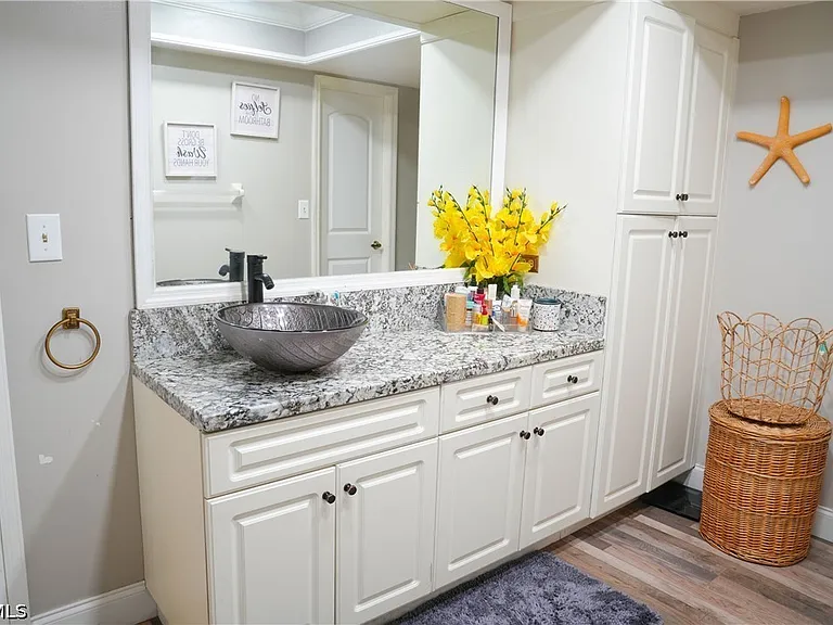 114 Greenwood Ave — Photo 18