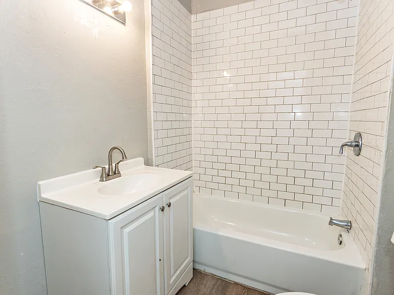 303 N Cleveland Ave — Photo 8