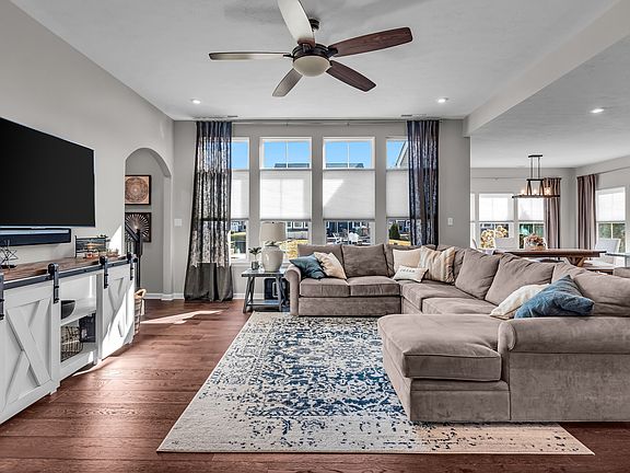 3rd image of 1243 Heartland Dr