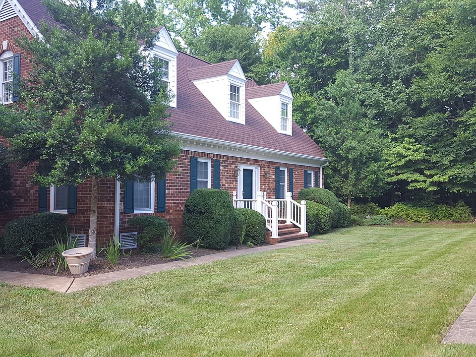 1st image of 3904 Corbin Hall Ln