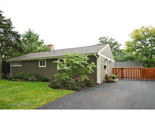 1325 N Wilke Rd photo 1