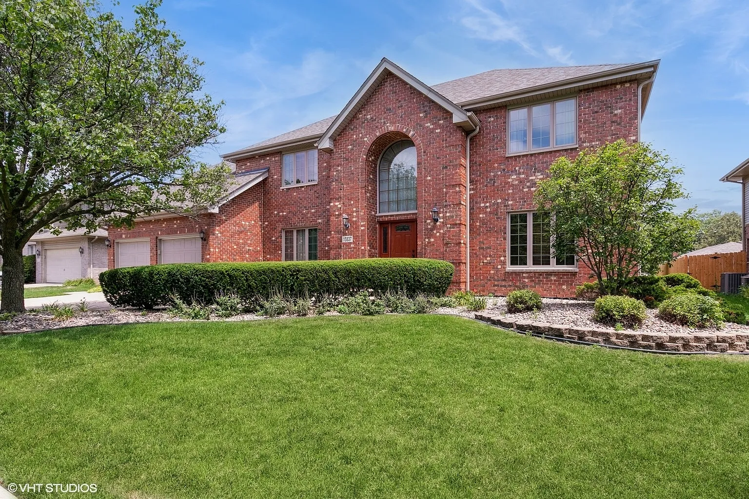 15537 Harbor Town Dr photo 1