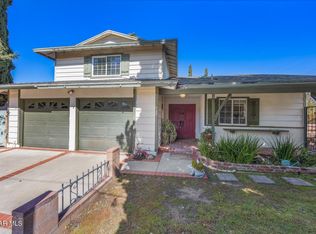 725 Erringer Rd, Simi Valley, CA 93065