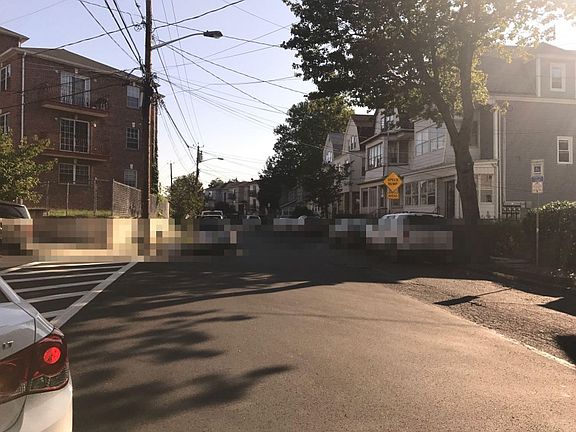 3rd image of 20 Hinsdale Pl