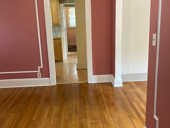 3rd image of 4000 Nelson Ave