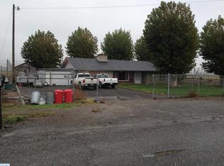 2271 Becker Rd, Toppenish, WA 98948