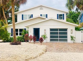 114 Peppertree Ln, Anna Maria, FL 34216