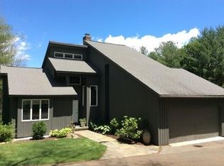 194 Crane Hill Rd, Wilbraham, MA 01095