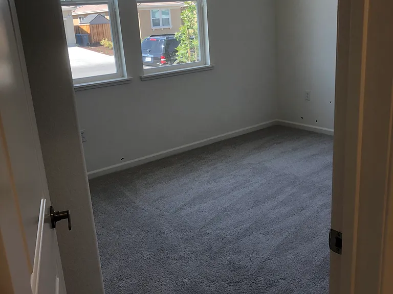 1600 Ranch Ln — Photo 9