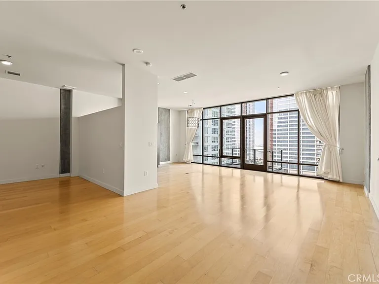 1100 Hope #1704-1704-1704 — Photo 6