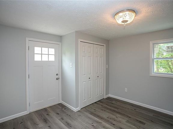 2nd image of 4267 Miner Dr
