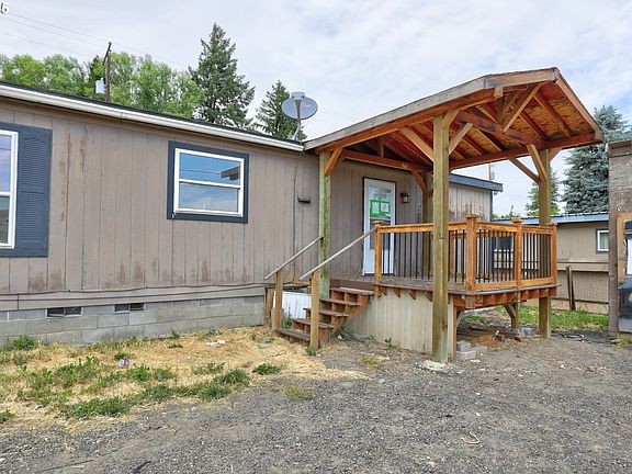 4th image of 309 Main St