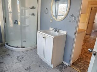 15 Garden St FLOOR 3, Meriden, CT 06451