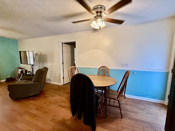 4th image of 255 Fay Creek Rd