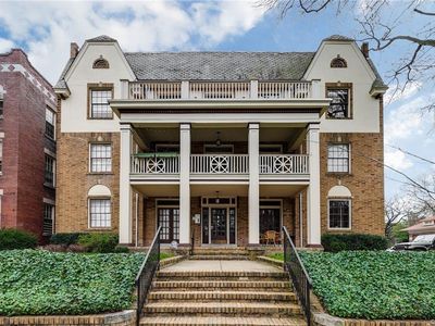 303 S Arthur Ashe Blvd APT 10, Richmond, VA, 23220