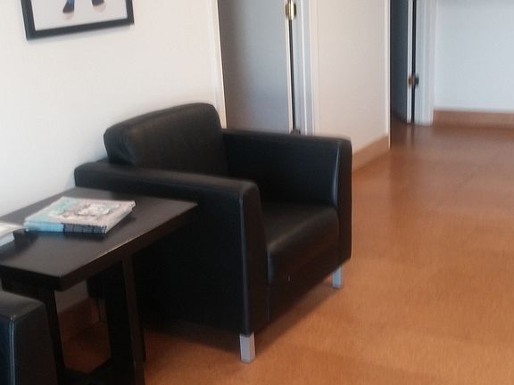 Foyer left