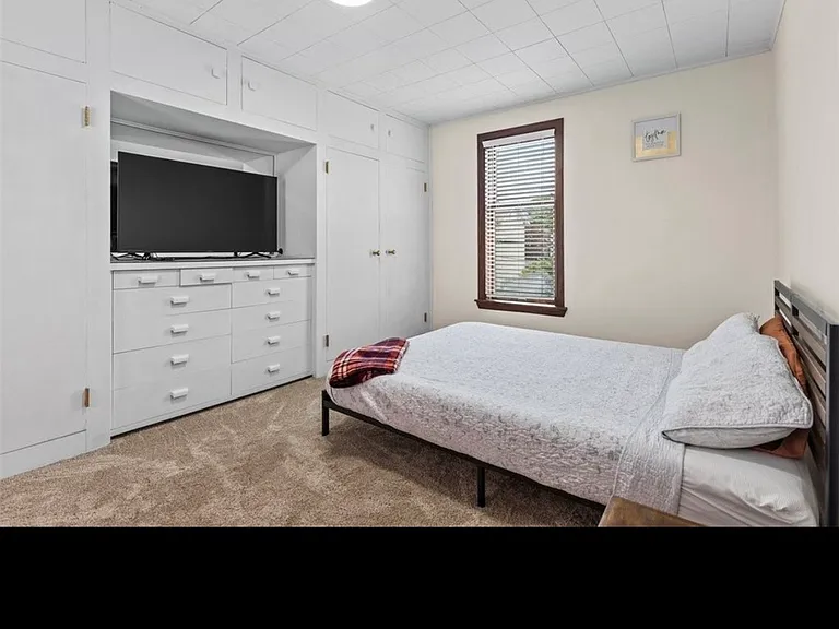 211 Lloyd Ave — Photo 11
