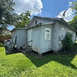 206 Section Ave — Photo 9