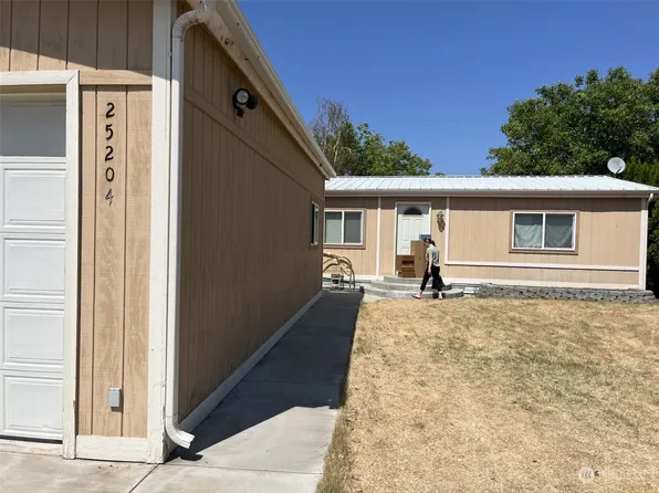 25204 Vantage Street SW, Quincy, WA 98848