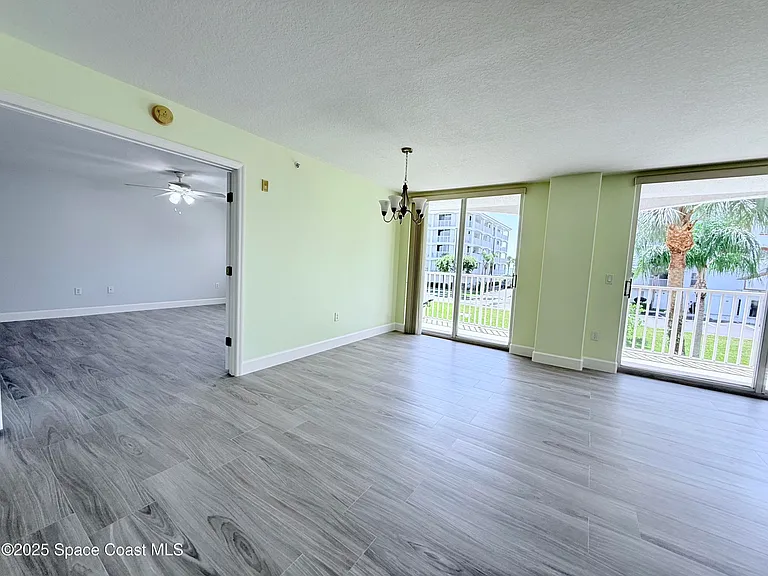 8922 Laguna Ln #201 — Photo 10