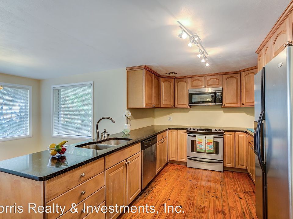 1st image of 1311 Lakeshore Blvd