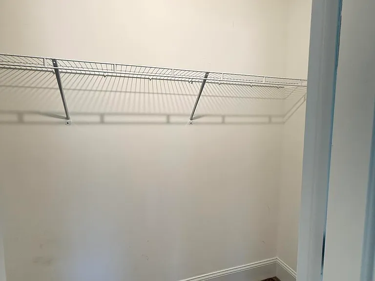 121 Lark Dr — Photo 35