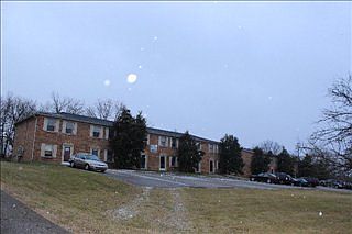 4th image of 1661 Foxhaven Ct
