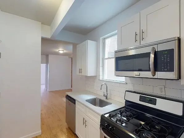 932 Seneca Ave APT 2L, Ridgewood, NY 11385