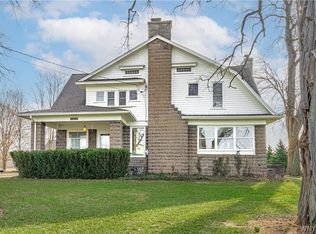 2459 McClew Rd, Burt, NY 14028
