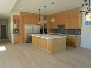 14140 SE May Valley Rd, Newcastle, WA 98059