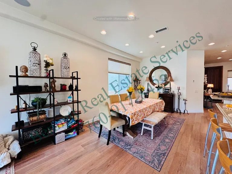4527 Cove Dr #101 — Photo 7