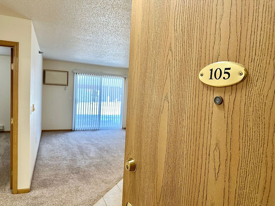 1st image of 4201 33rd Ave S #105