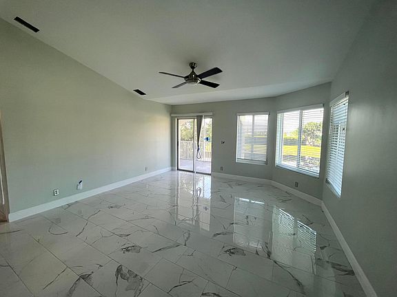 4th image of 815 W Boynton Beach Boulevard #6-206