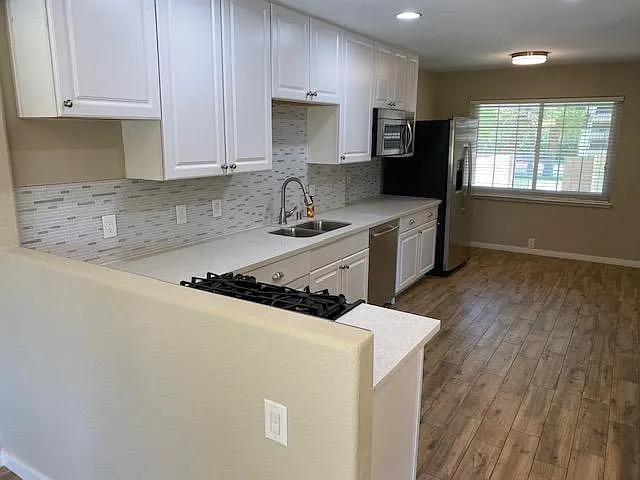 3003 Pinehurst Dr — Photo 20