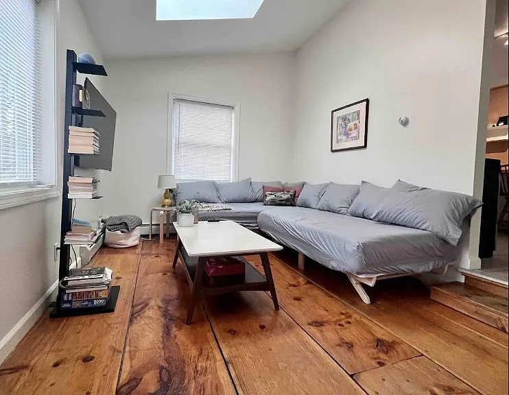 22 Hayward St #4 — Photo 1