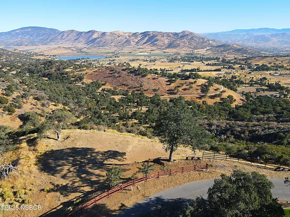 0 Zurich Dr, Tehachapi, CA 93561