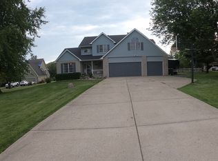 2878 N 4360th Rd, Sheridan, IL 60551